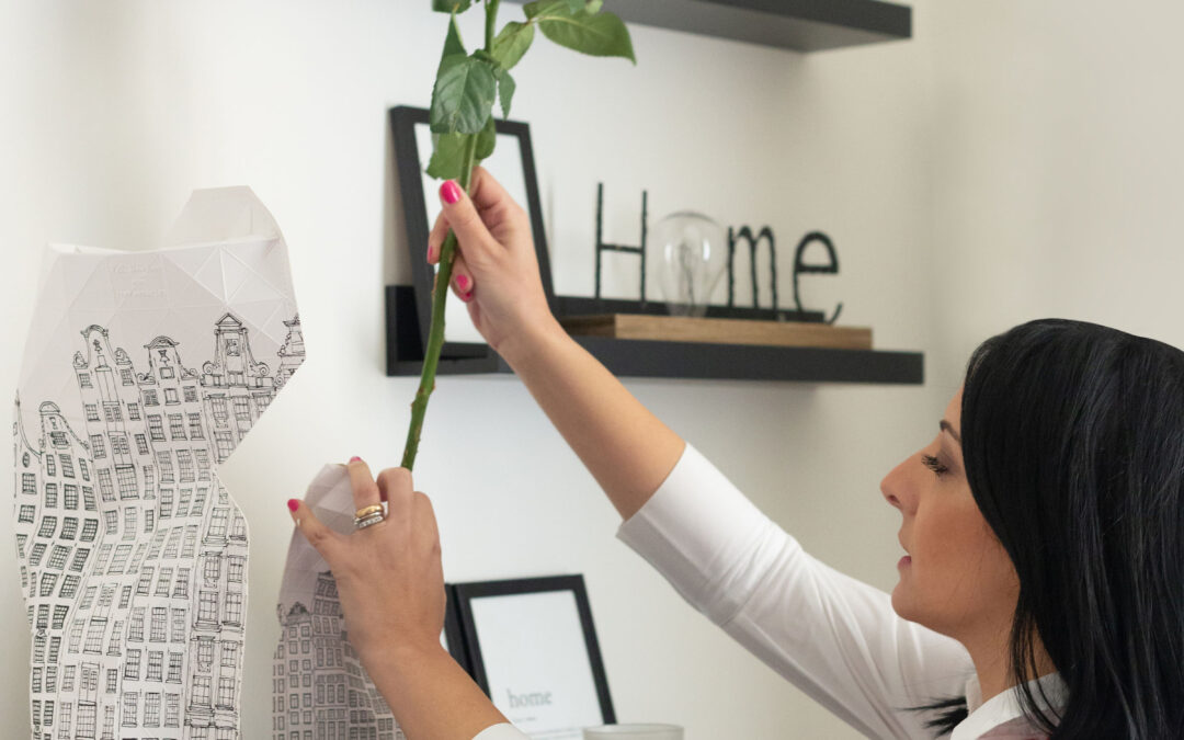 Allineamento interiore e azione consapevole: come costruire una carriera di interior designer in sintonia con la tua essenza